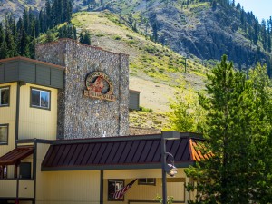 Red Wolf Lodge at Squaw Valley